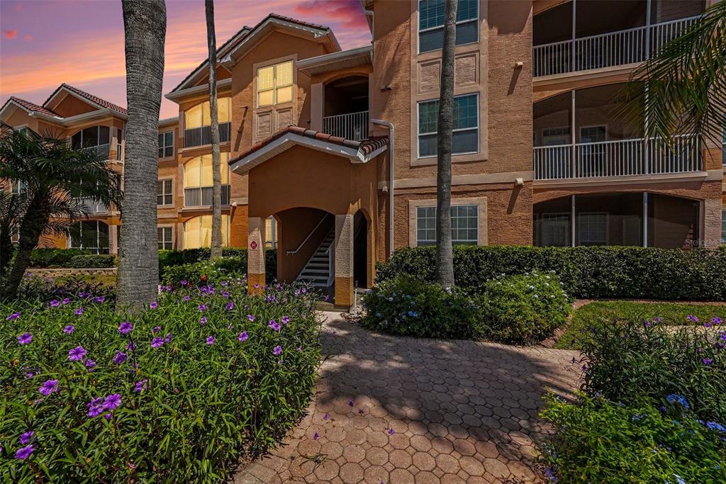 5000 CULBREATH KEY WAY UNIT 4203