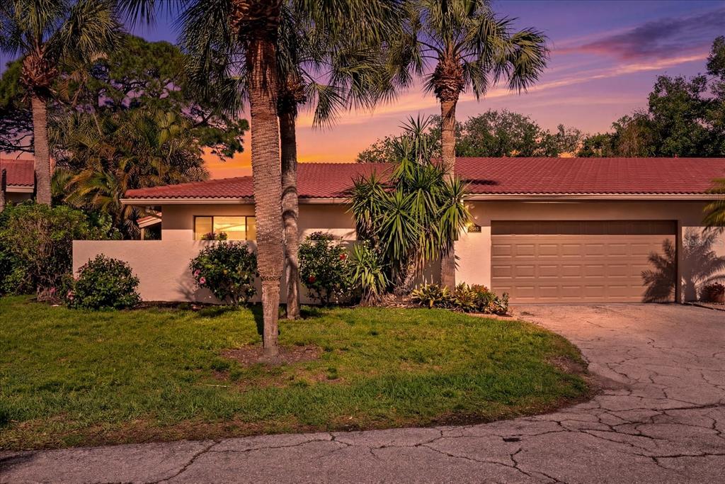 6304 SUN EAGLE LANE UNIT 19B