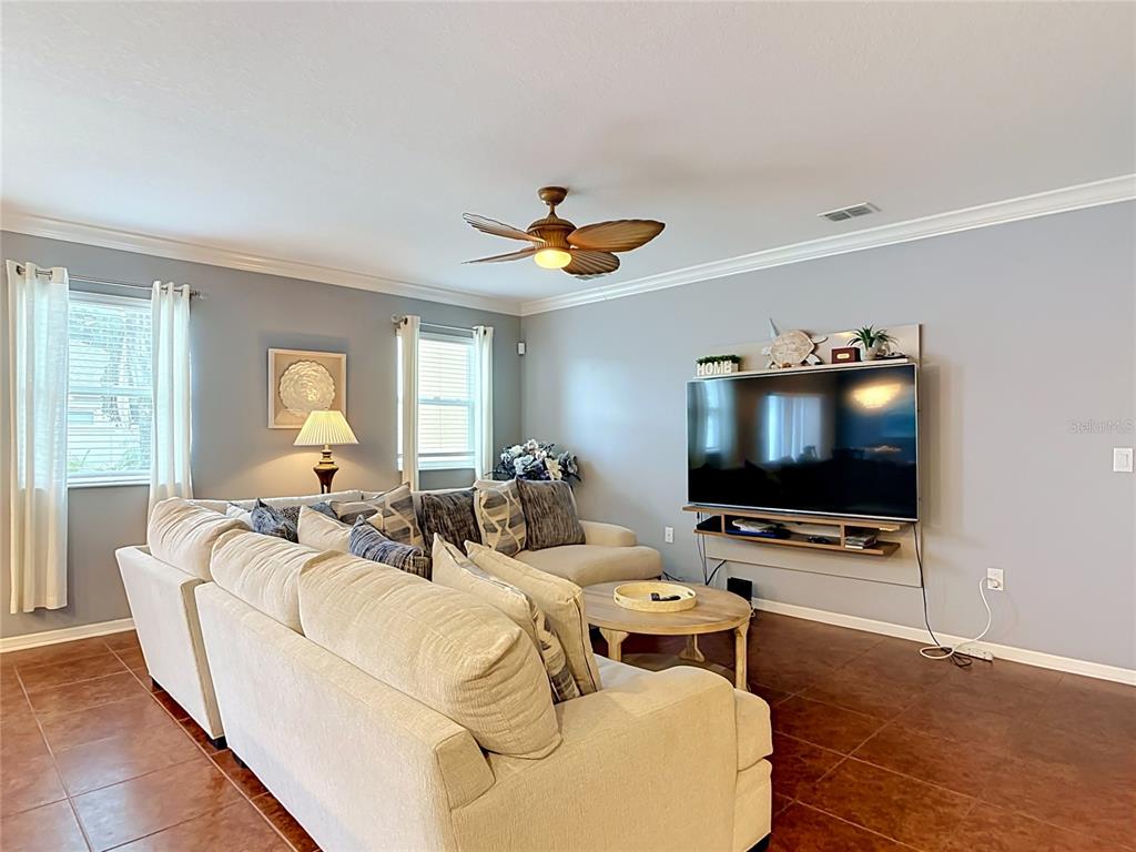141 W FIESTA KEY LOOP, DELAND, FL — photo 4 of 30