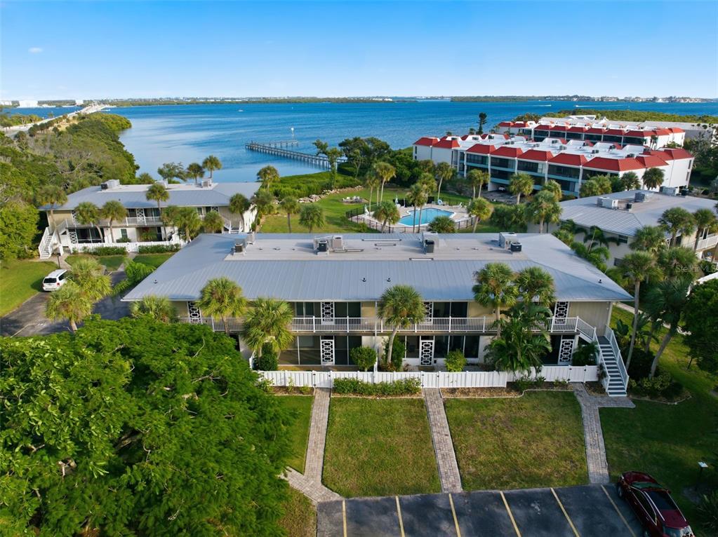 725 MANATEE AVENUE UNIT 725