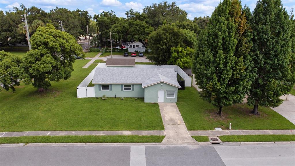 301 LESESNE STREET, KISSIMMEE, FL — photo 3 of 30