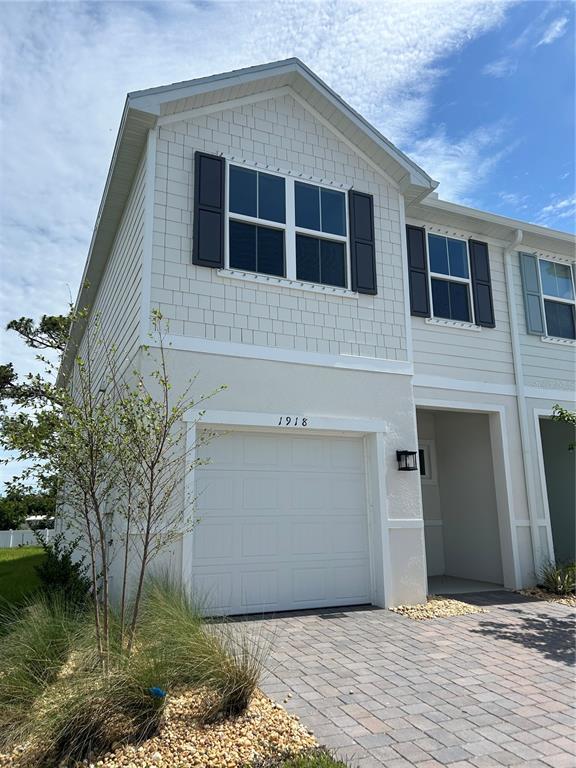 1918 KENDALL POINTE PLACE