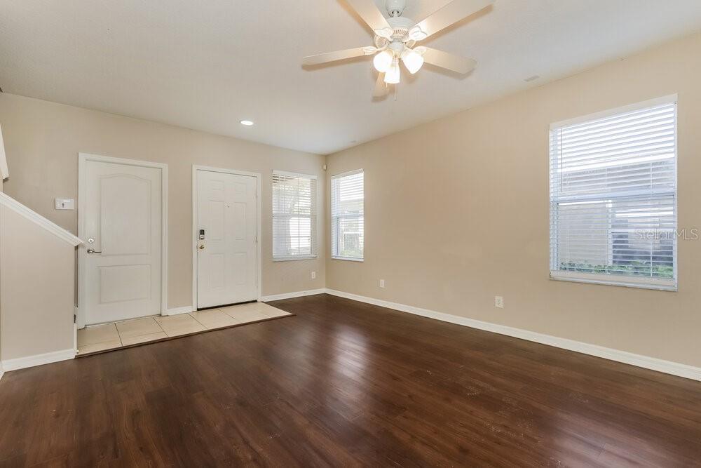 1405 MARSH WOOD DRIVE, SEFFNER, FL — photo 4 of 17