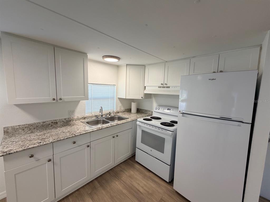 6811 ROCHELLE AVENUE UNIT 7, NEW PORT RICHEY, FL — photo 3 of 24