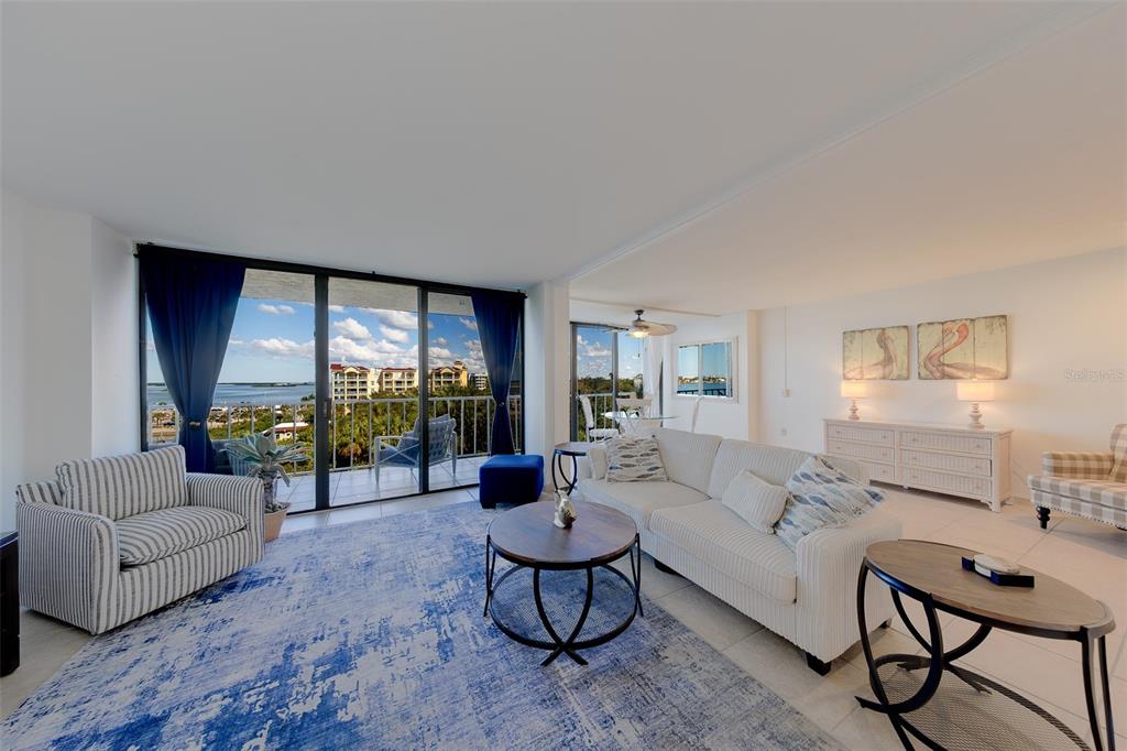 500 N OSCEOLA AVENUE UNIT 609, CLEARWATER, FL — photo 3 of 49