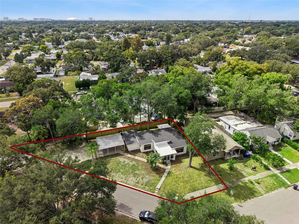 4050 IRIS STREET N, ST PETERSBURG, FL — photo 2 of 30