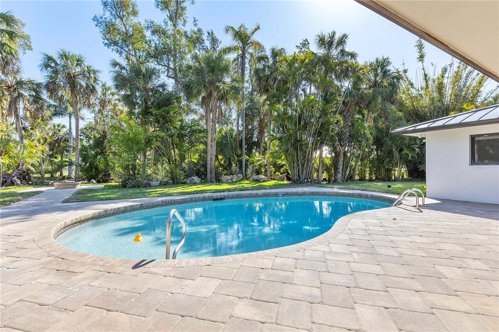 3511 HERITAGE LANE, FORT MYERS, FL — photo 2 of 30
