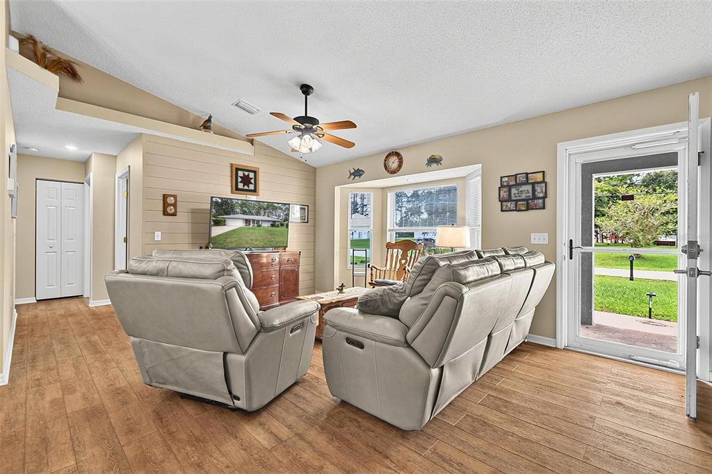98 SMITH TRAIL, PALM COAST, FL — photo 3 of 30