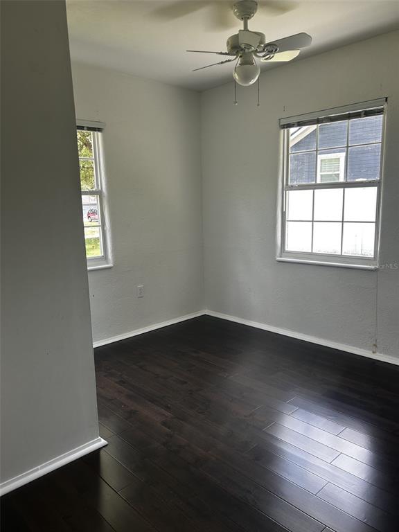 1030 E 4TH AVENUE, MOUNT DORA, FL — photo 4 of 18