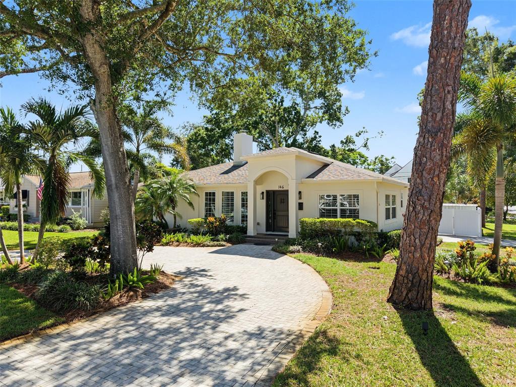 146 33RD AVENUE N, ST PETERSBURG, FL — photo 5 of 37