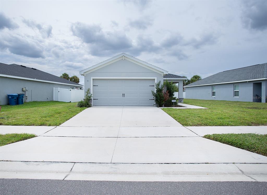 1082 SILAS STREET, HAINES CITY, FL — photo 2 of 36