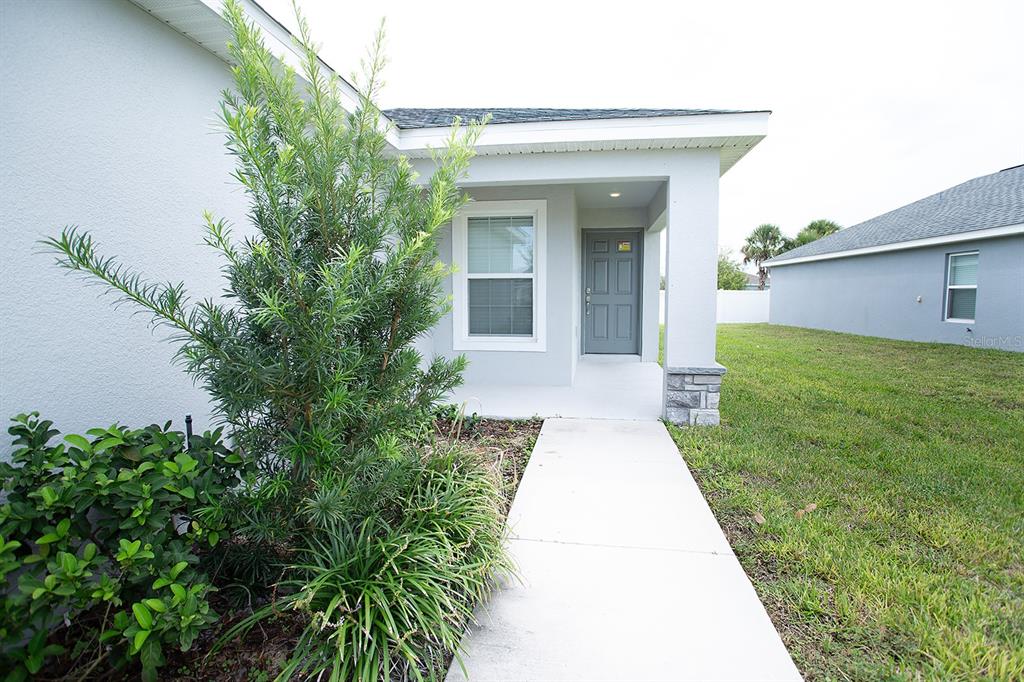 1082 SILAS STREET, HAINES CITY, FL — photo 3 of 36