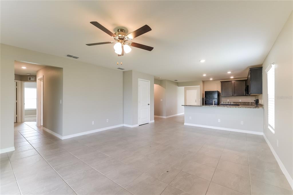 1571 SWAN LAKE CIRCLE, DUNDEE, FL — photo 3 of 15
