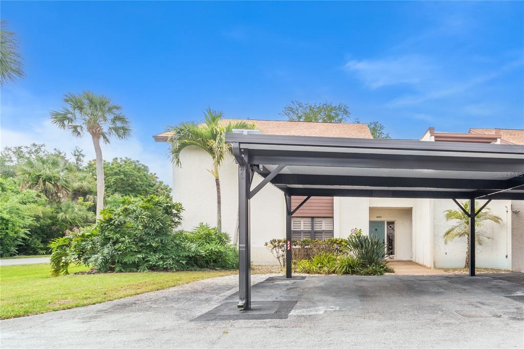 6064 FAIRWAY LANE UNIT 1512