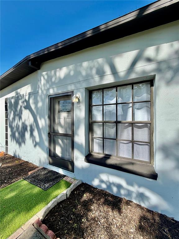 1312 WINDSOR WAY, TAMPA, FL — photo 2 of 26