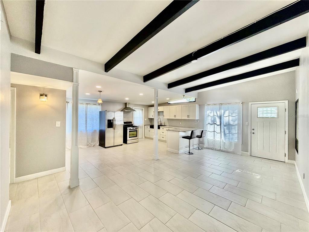 1312 WINDSOR WAY, TAMPA, FL — photo 5 of 26