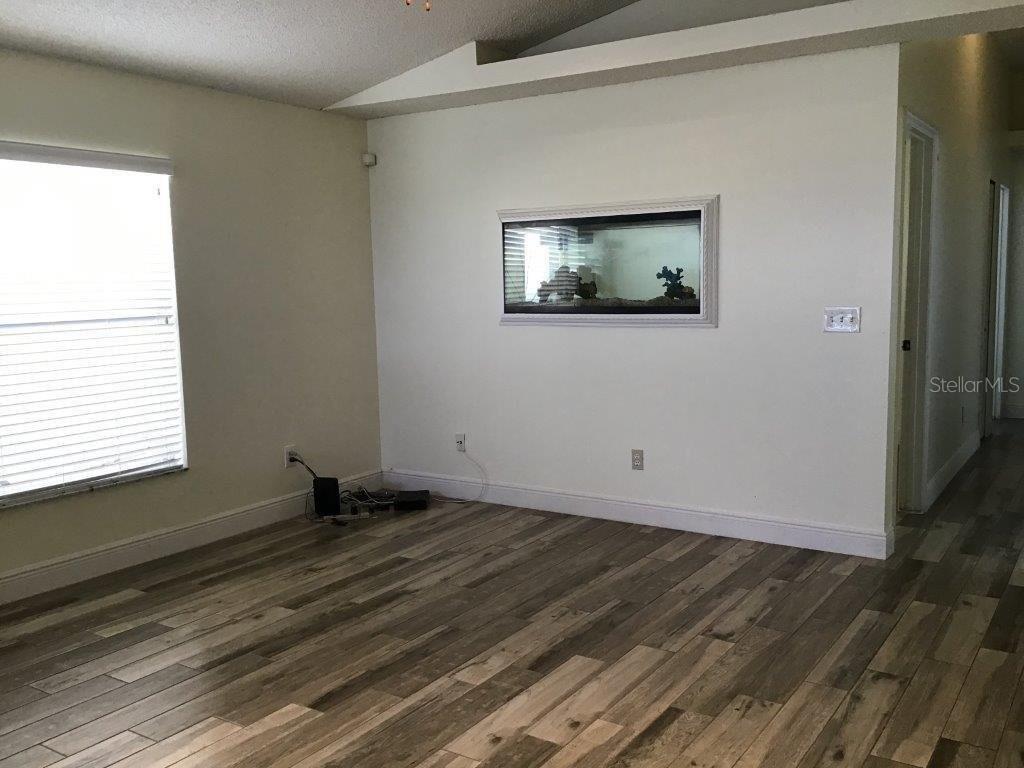 176 DAHLIA VILLAGE CIRCLE UNIT 96, ORLANDO, FL — photo 2 of 14