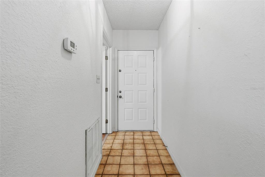 6387 92ND PLACE N UNIT 1502, PINELLAS PARK, FL — photo 5 of 30