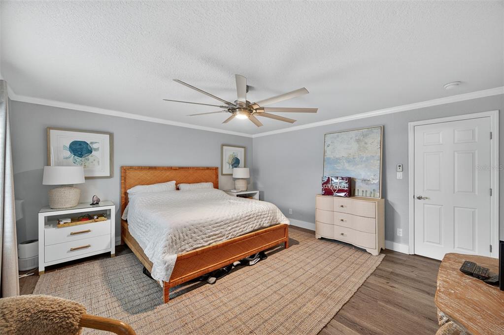 4924 BEACH DRIVE SE UNIT F, ST PETERSBURG, FL — photo 5 of 30