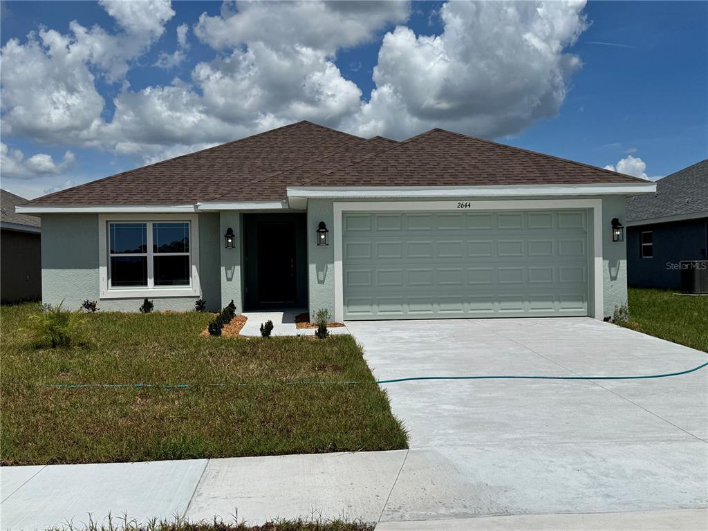 2644 AVERLAND LOOP