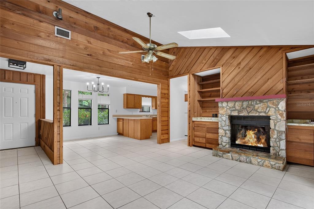 7714 SW 5TH PLACE, GAINESVILLE, FL — photo 3 of 25