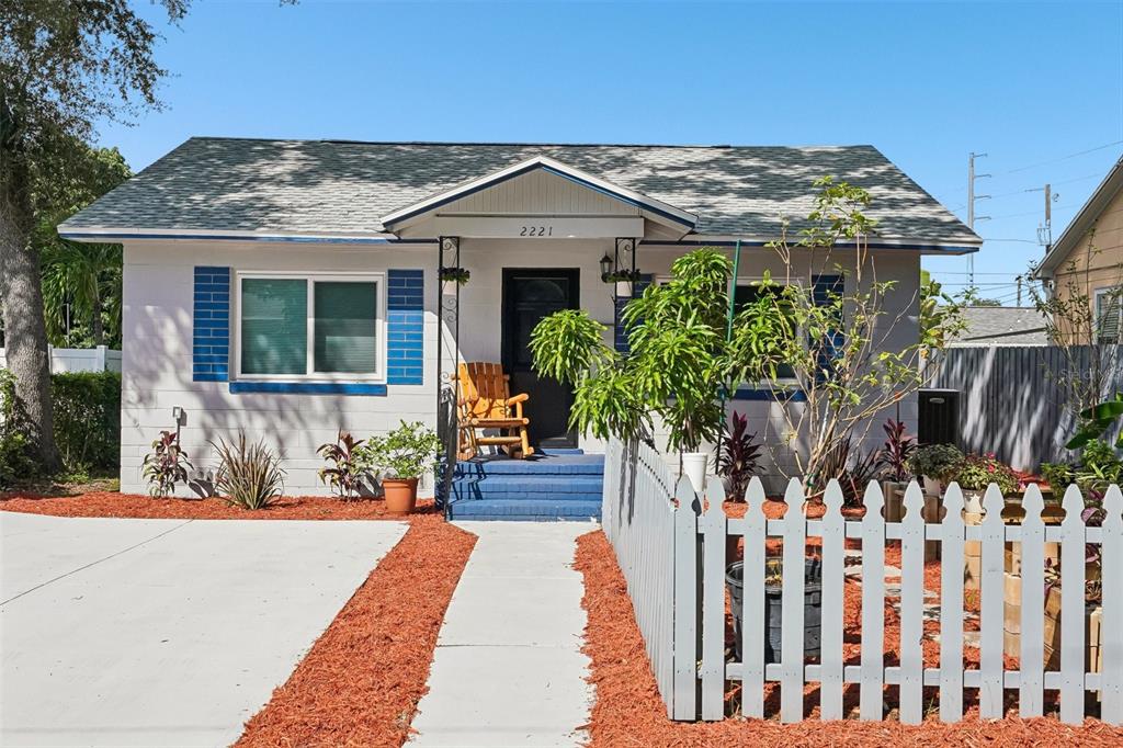 2221 8TH AVENUE N, ST PETERSBURG, FL — photo 3 of 35