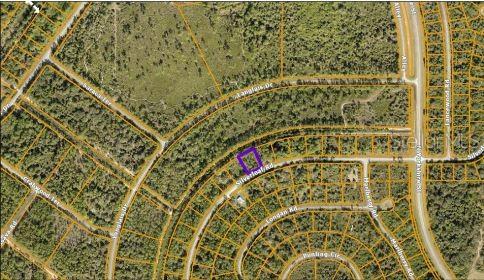 An aerial map view shows a highlighted vacant lot located along a curved residential road — SILVERLEAF ROAD, NORTH PORT, FL