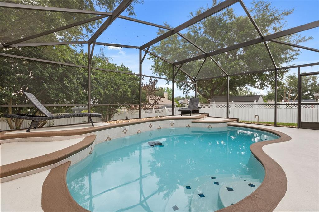 2292 STANFORD COURT