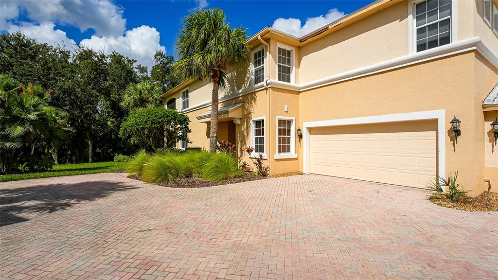 9454 DISCOVERY TERRACE UNIT 101A