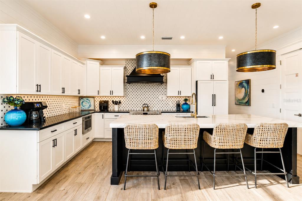 239 S HARBOR DRIVE, HOLMES BEACH, FL — photo 5 of 30