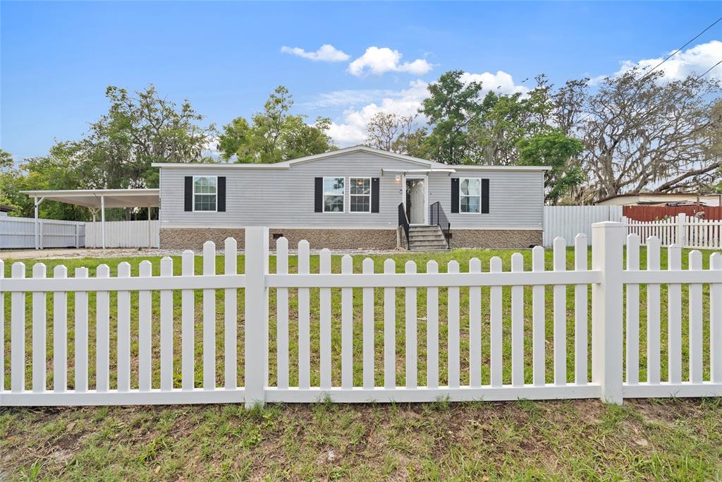 1044 OSCEOLA TRAIL