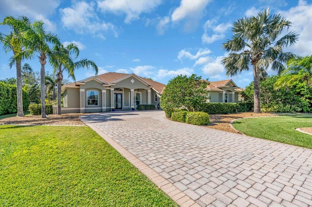 3336 LAKESIDE CIRCLE