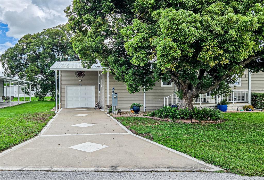 36805 LAKEWOOD DRIVE, ZEPHYRHILLS, FL — photo 5 of 30