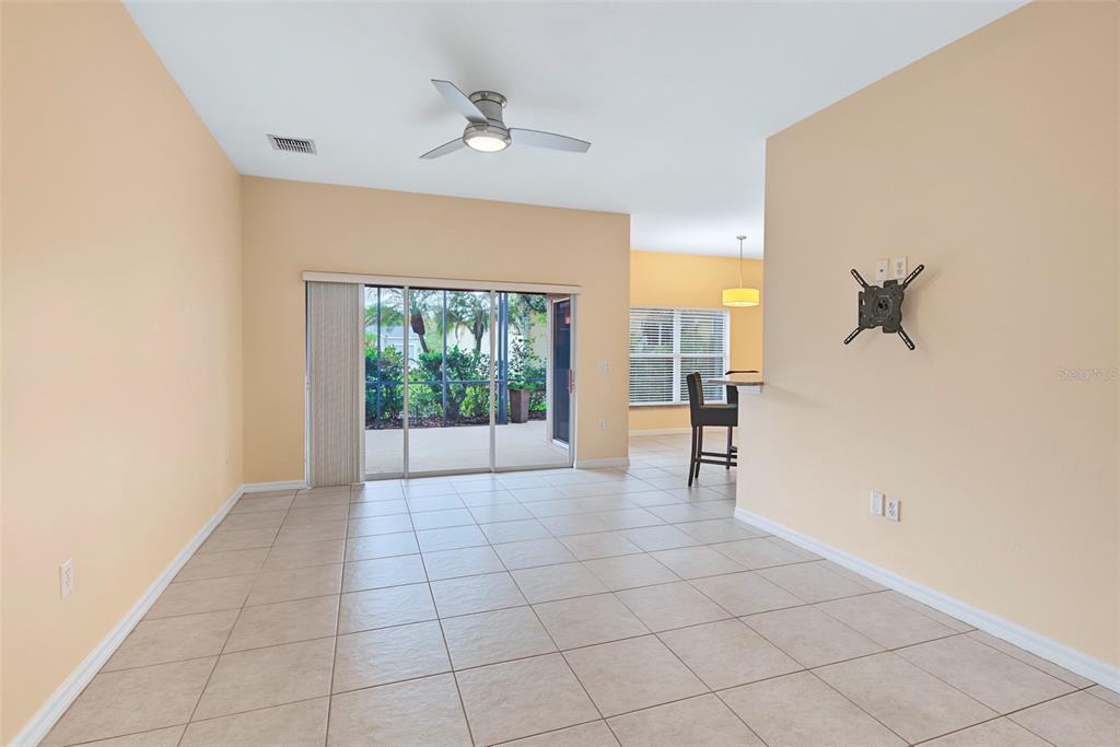 513 HEARTWELL DR, KISSIMMEE, FL — photo 5 of 30