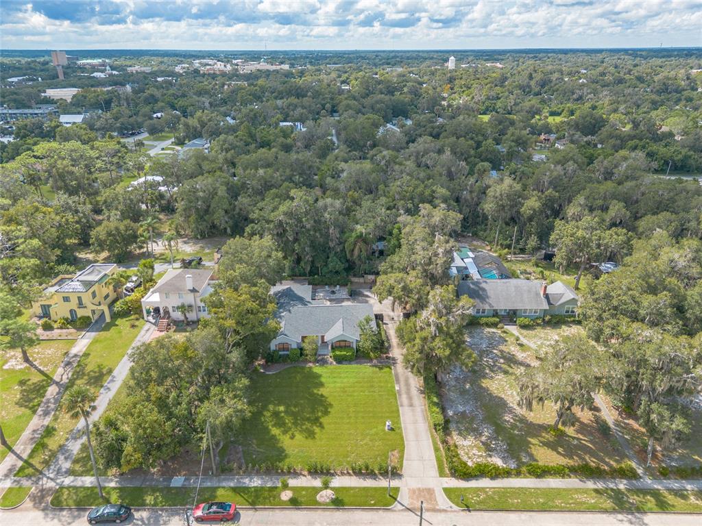 208 W STETSON AVENUE, DELAND, FL — photo 2 of 30