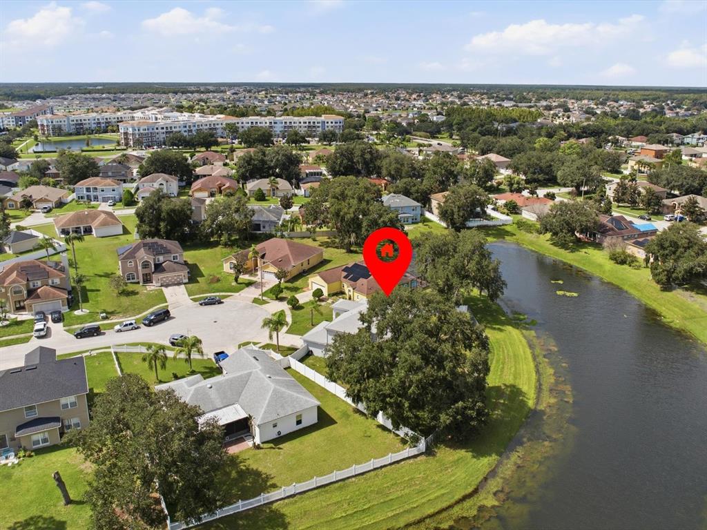 207 REDWOOD BARK TRAIL, KISSIMMEE, FL — photo 4 of 30