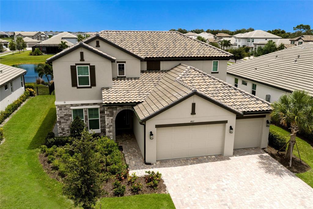 4811 HONEY DEW LANE