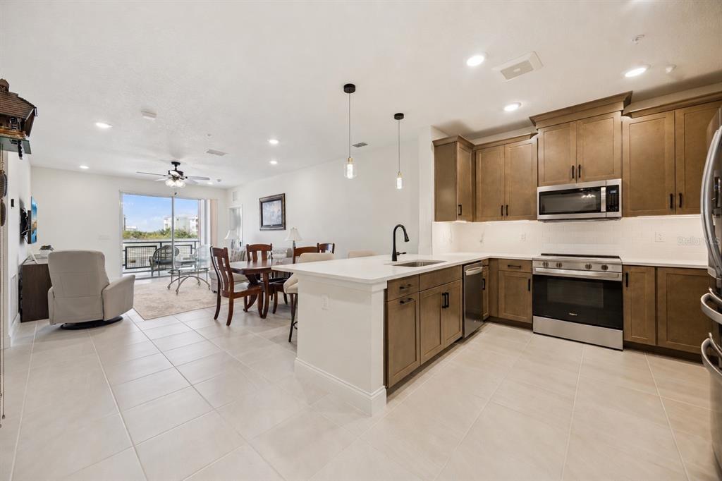 7545 LAUREATE BOULEVARD UNIT 7201, ORLANDO, FL — photo 5 of 30