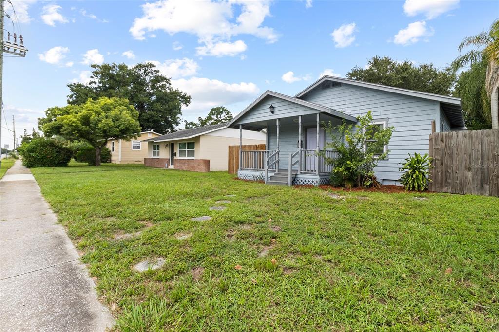 3701 38TH AVENUE N, ST PETERSBURG, FL — photo 2 of 30