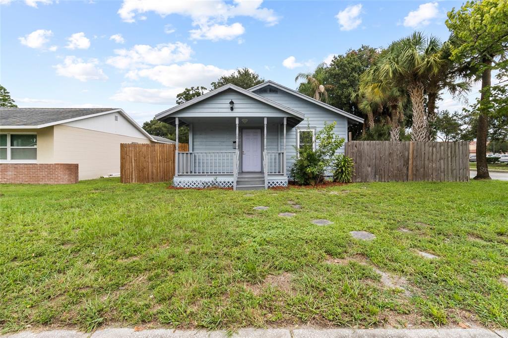 3701 38TH AVENUE N, ST PETERSBURG, FL — photo 3 of 30