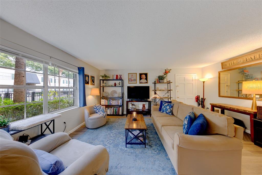 4325 AEGEAN DRIVE UNIT 130B, TAMPA, FL — photo 5 of 24