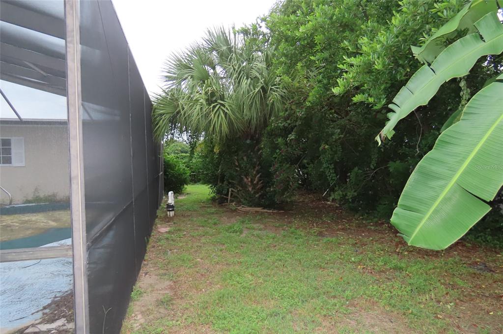 12713 137TH LANE, LARGO, FL — photo 3 of 30