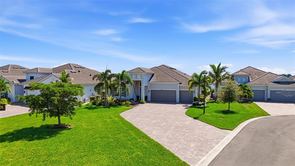 14009 INDIGO BLUE COURT, FORT MYERS, FL — photo 2 of 30
