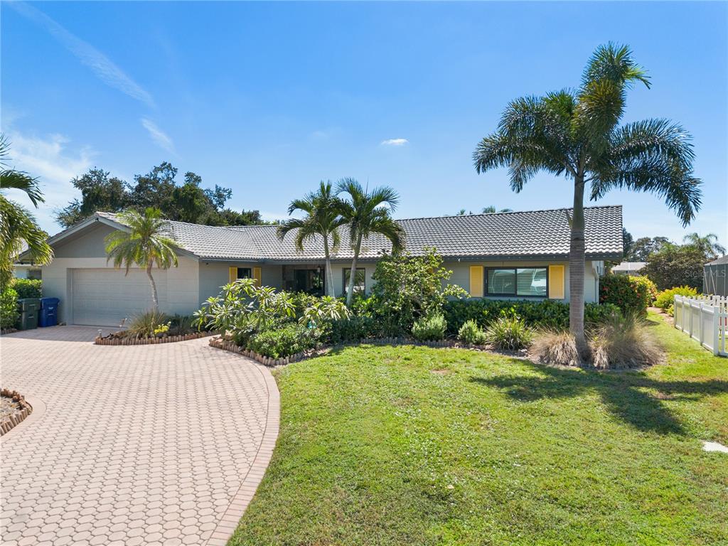 3377 SPRING MILL CIRCLE, SARASOTA, FL — photo 4 of 30