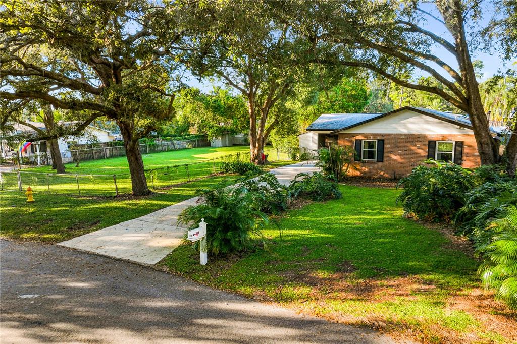 329 TANGERINE STREET, ALTAMONTE SPRINGS, FL — photo 4 of 27