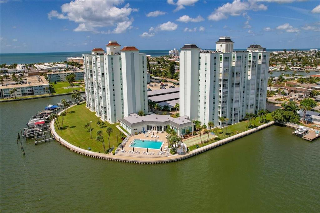 420 64TH AVENUE UNIT 208