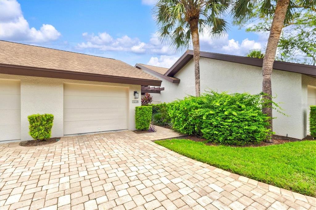 3118 WINDRUSH BOURNE UNIT 8, SARASOTA, FL — photo 3 of 30