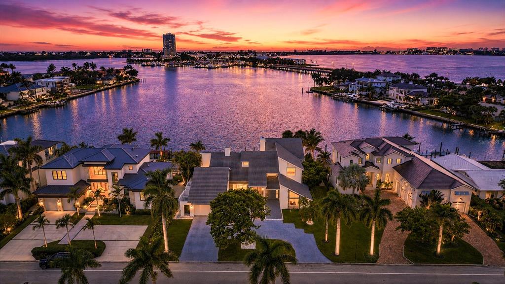 216 BIRD KEY DRIVE, SARASOTA, FL — photo 4 of 30