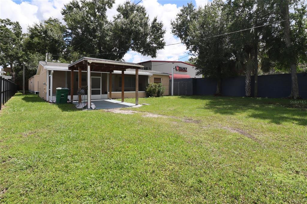 4617 N CLARK AVENUE, TAMPA, FL — photo 3 of 26