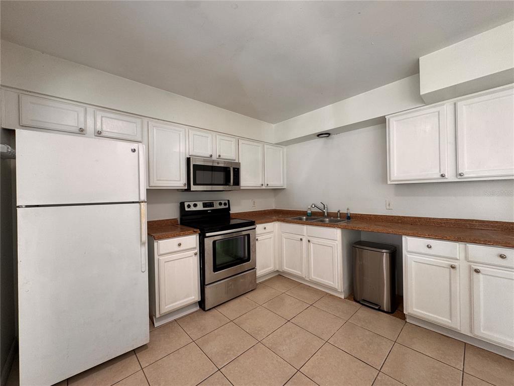 916 ALECON DRIVE, ORLANDO, FL — photo 5 of 17